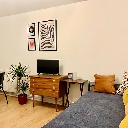 London Apartment Finsbury Park Zone 2 - 10 Minutes To Central Londýn Exteriér fotografie